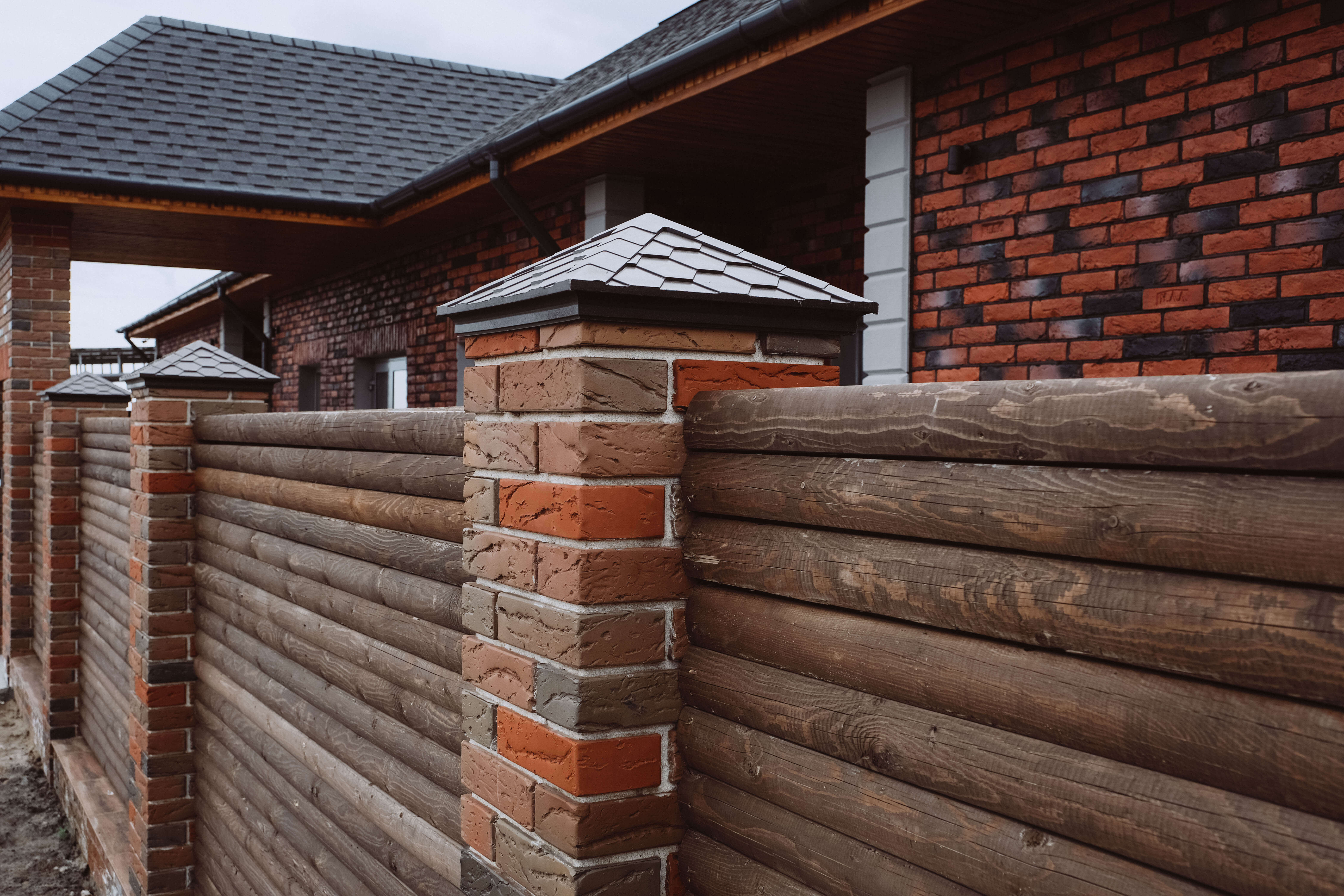 Колпак Zking Эверест Коричневый на столб 1.5х1.5 кирпича (390х390мм) в Нижнем Новгороде фото